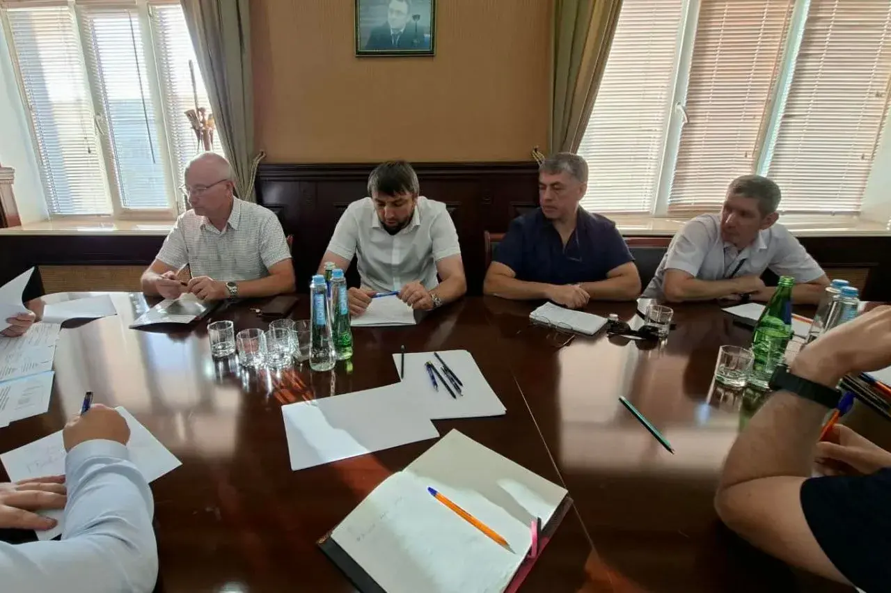 Аэропорт Махачкалы ждёт масштабное обновление: обсудили дальнейшее развитие воздушной гавани