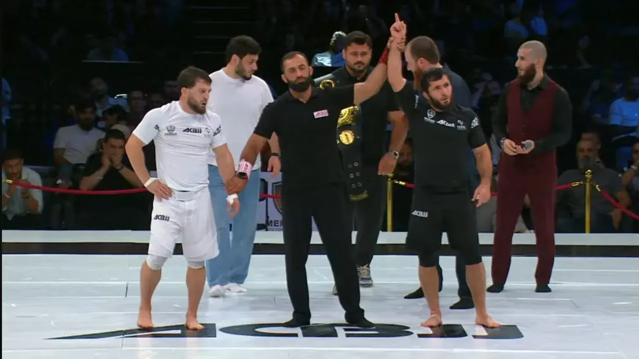 Дагестанец Ислам Омаров взял новый титул: боец стал чемпионом ACBJJ22 по грепплингу