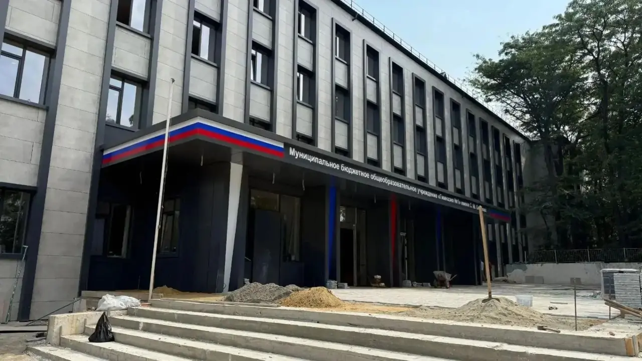 Обновлённые классы и новый пищеблок: в Махачкале завершают ремонт гимназии №1