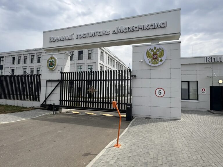 Военные коммунальщики приняли в управление госпиталь Каспийской флотилии