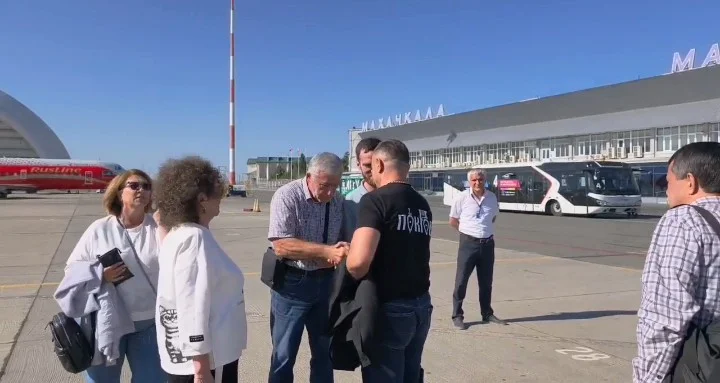 Легенды армии в городах горного края Герои России начали патриотический марафон по Дагестану