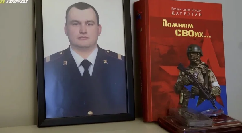 В Дагестане в День знаний ветераны СВО проводили в школу детей погибших товарищей
