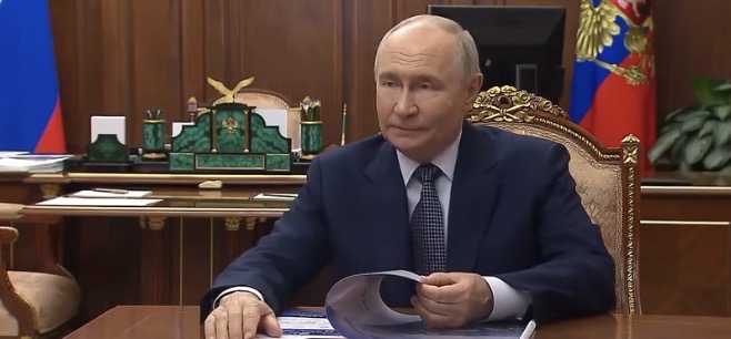 Путин: юридические вопросы не должны мешать помощи пострадавшим от наводнения в Дагестане
