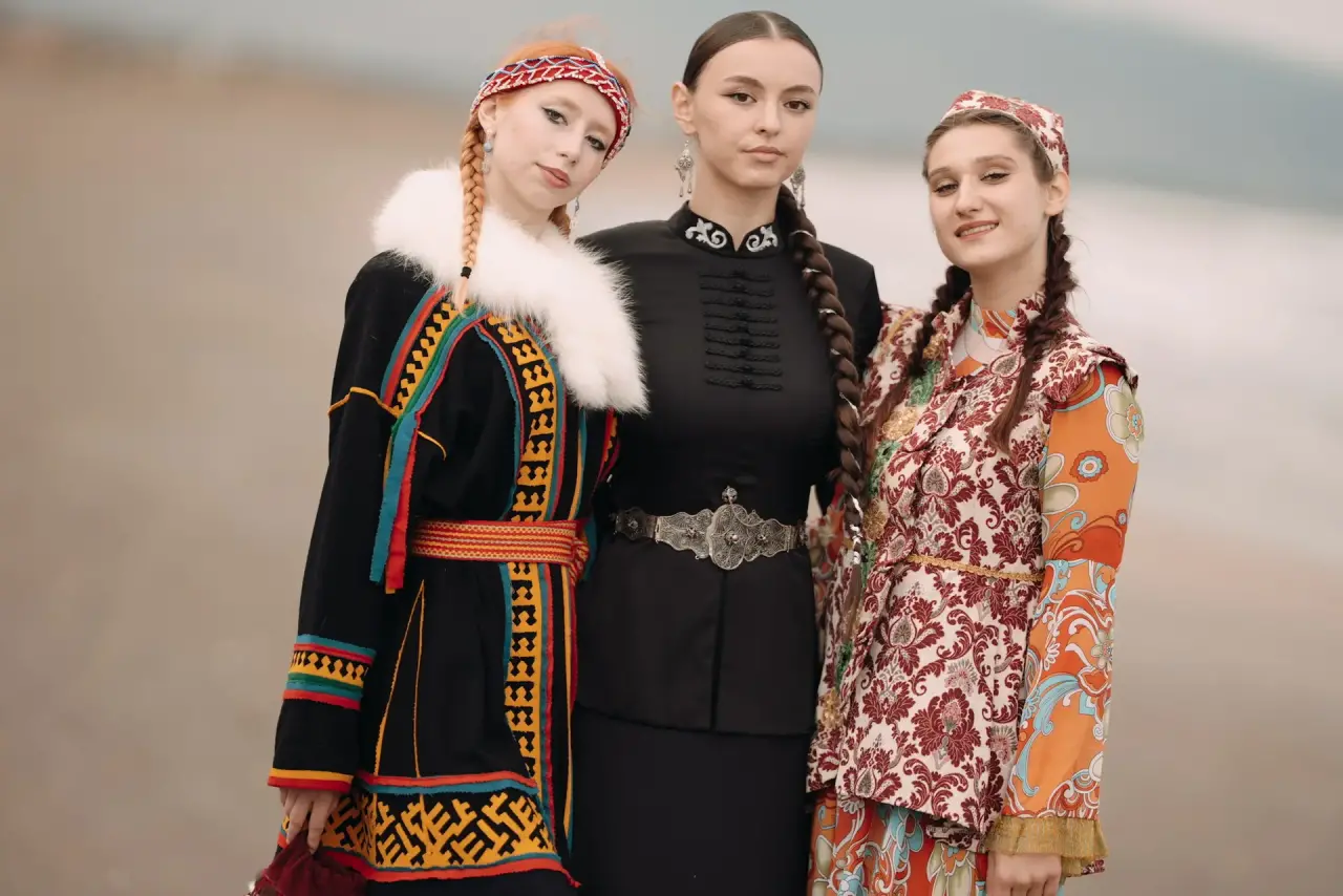 Национальные костюмы, ремёсла и музыка: как прошёл День дагестанской культуры на форуме «Каспий»