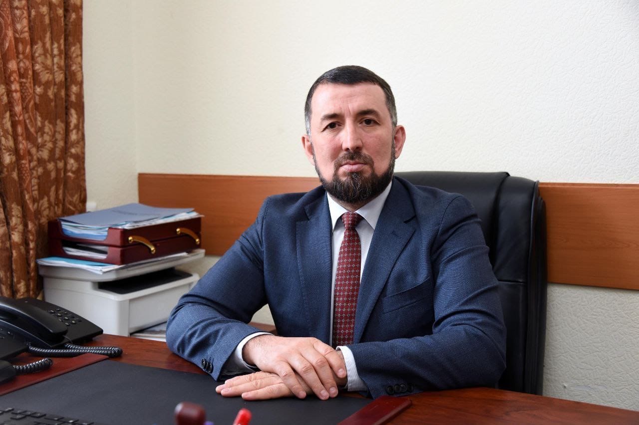 Шамиль Омаров поздравил дагестанцев с Днём единства народов Дагестана