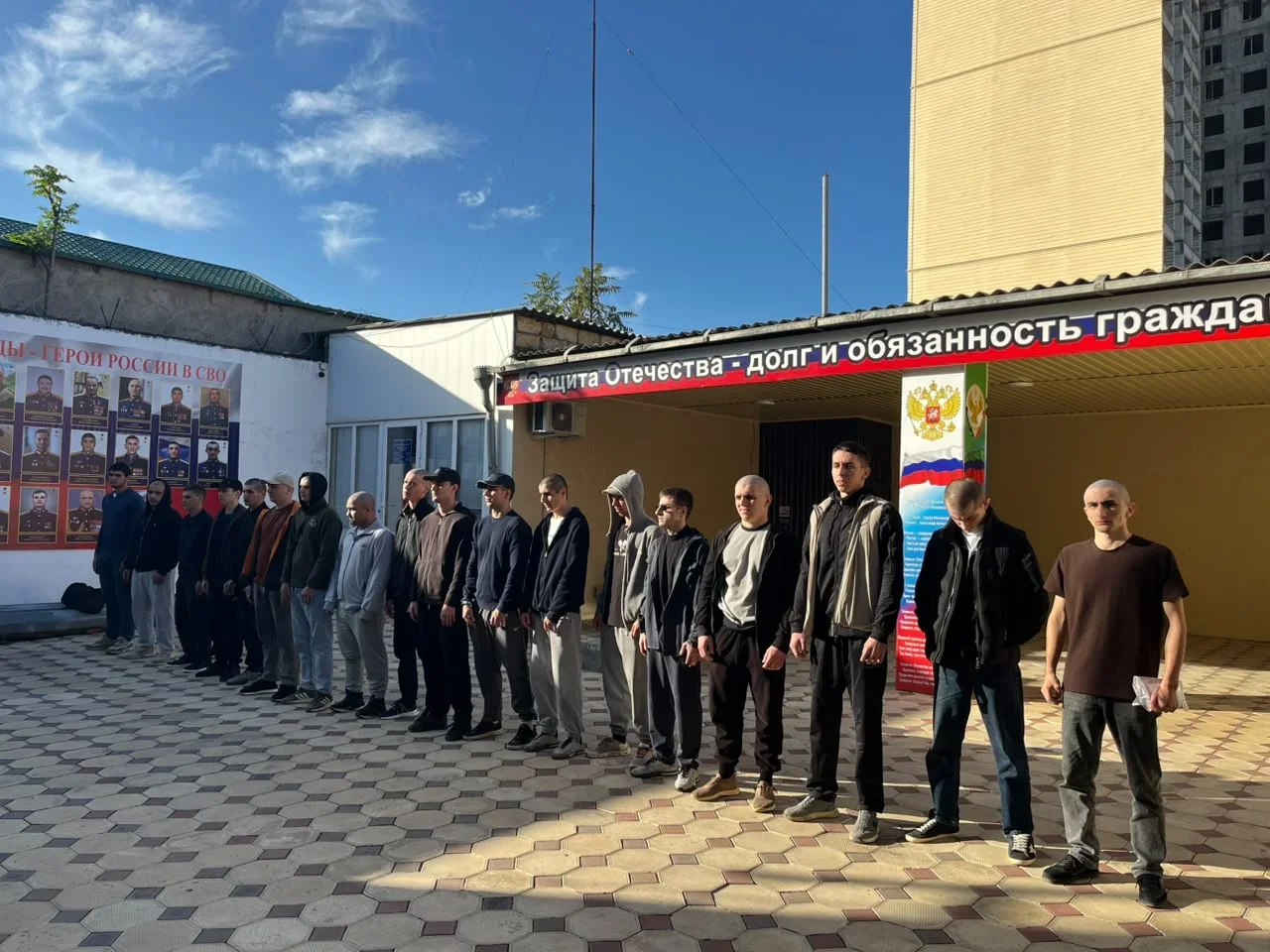 Из Дербента и Дербентского района проводили на срочную службу ещё 38 призывников