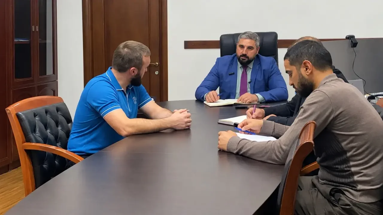 Почему выросли счета за свет и как заключить договор: «Дагэнергосбыт» провёл приём граждан