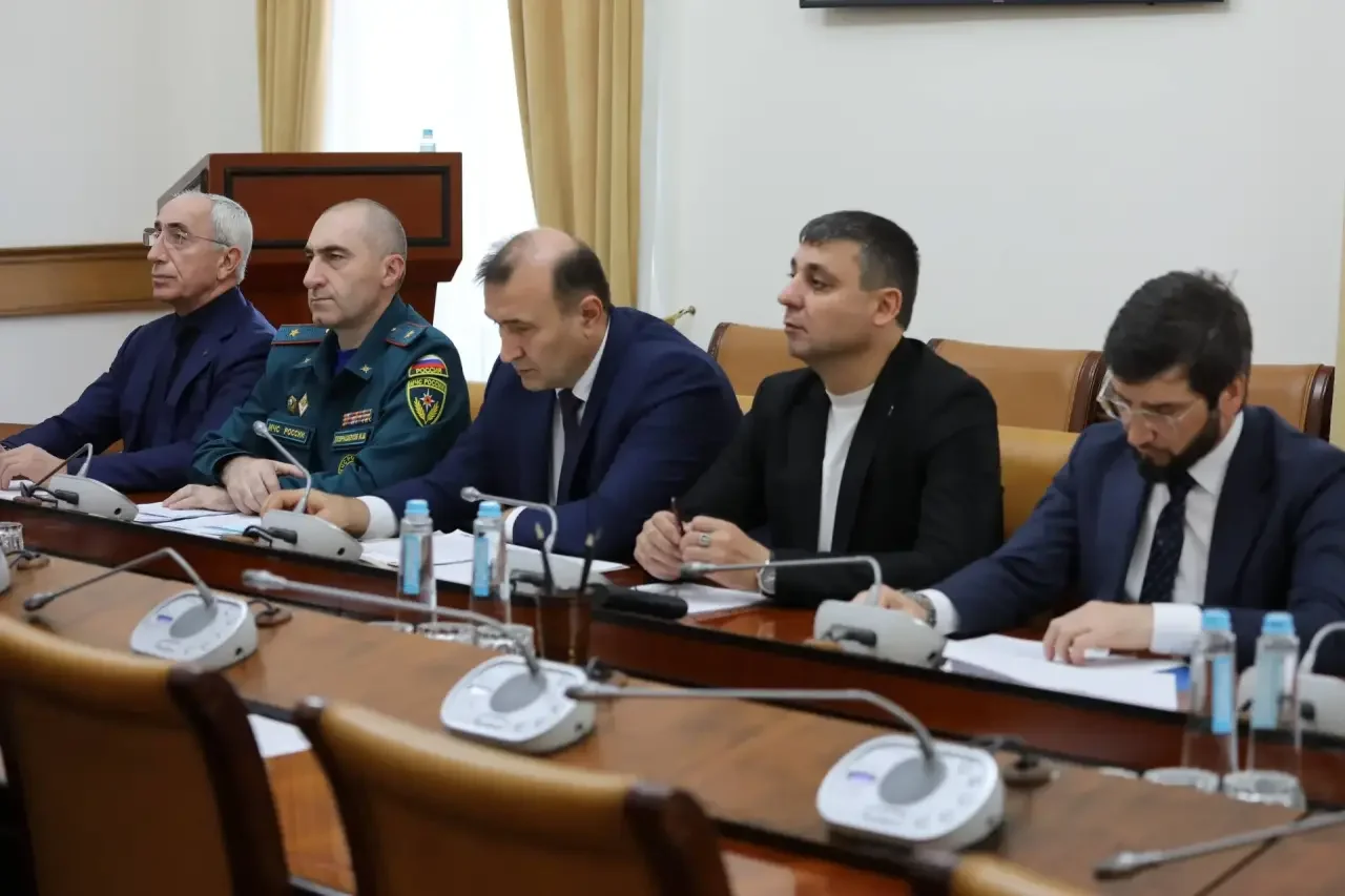Четыре подстанции Дагестана готовят к весенним паводкам: определены меры защиты