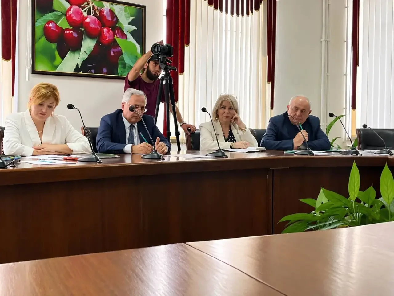 В Дагестане обсудили сбыт риса и баранины, водообеспечение Ногайского района и борьбу с опустыниванием
