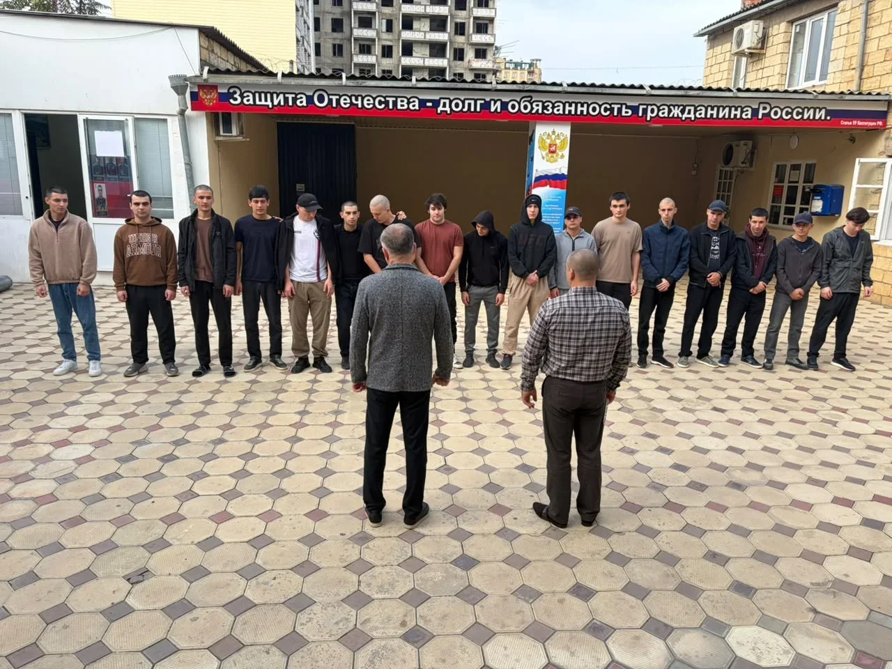 Осенний призыв в Дербенте: за три дня на срочную службу отправились 44 новобранца