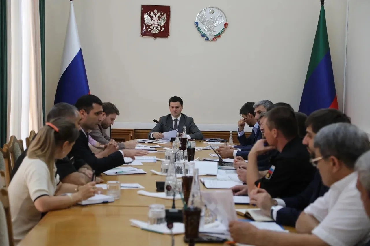 Валентин Клок синхронизировал развитие микрорайона «Ипподром» с нуждами Каспийской флотилии