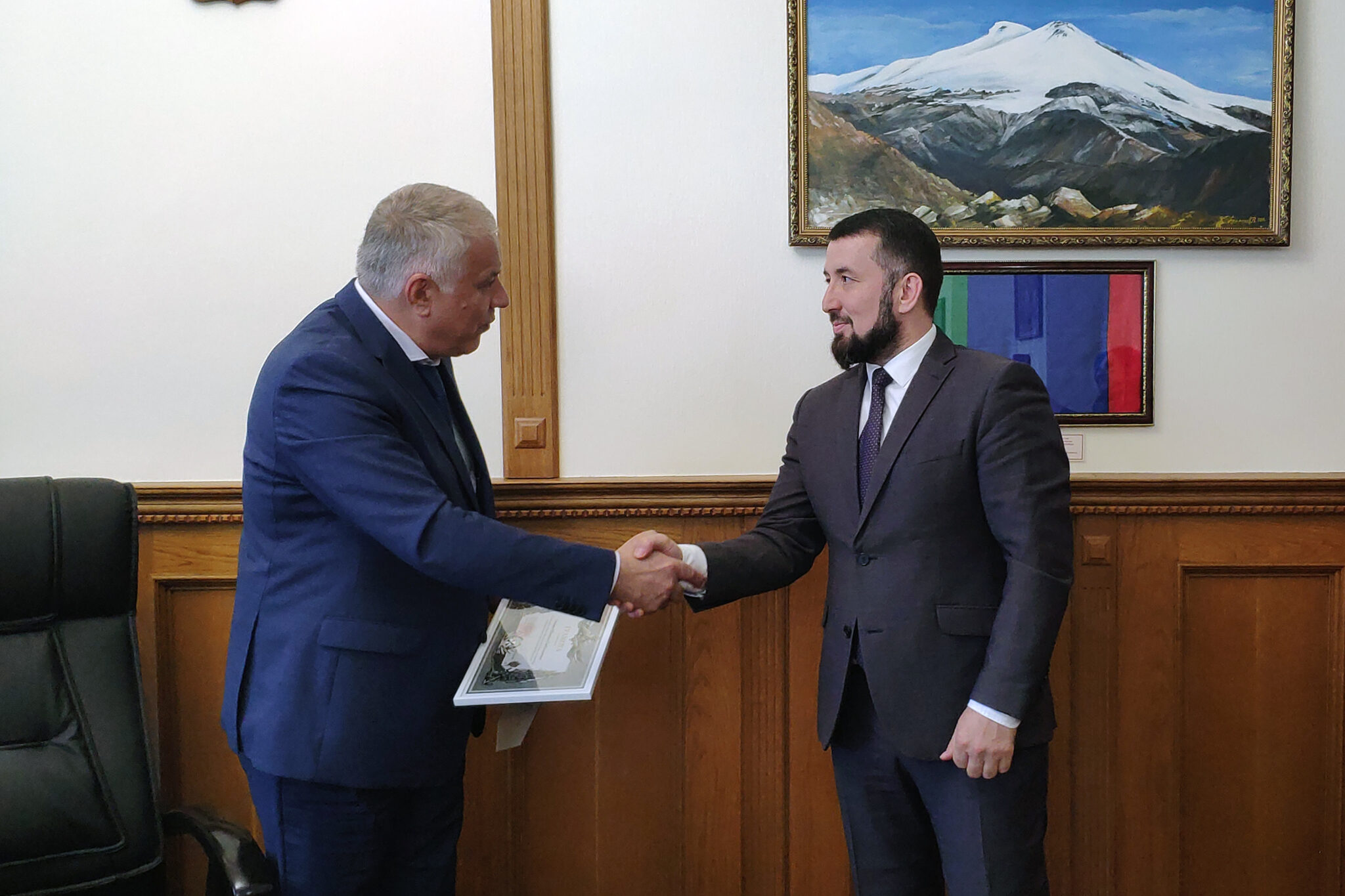 амиров амир гасбуллаевич