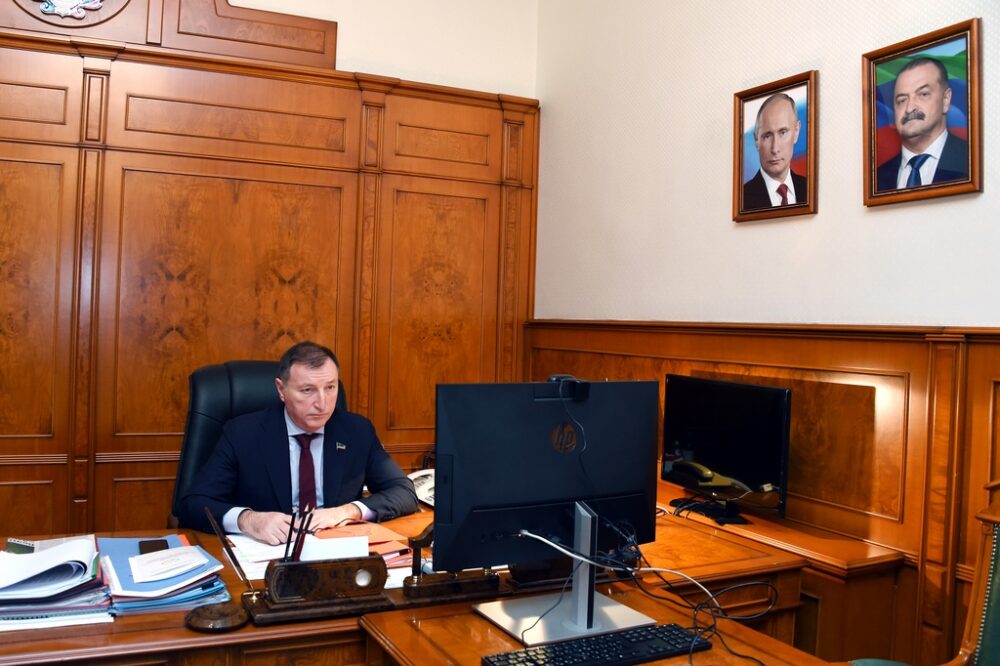Заур Аскендеров: «Считаю состоявшийся диалог Главы республики с населением руководством и к дальнейшим действиям Народного Собрания»