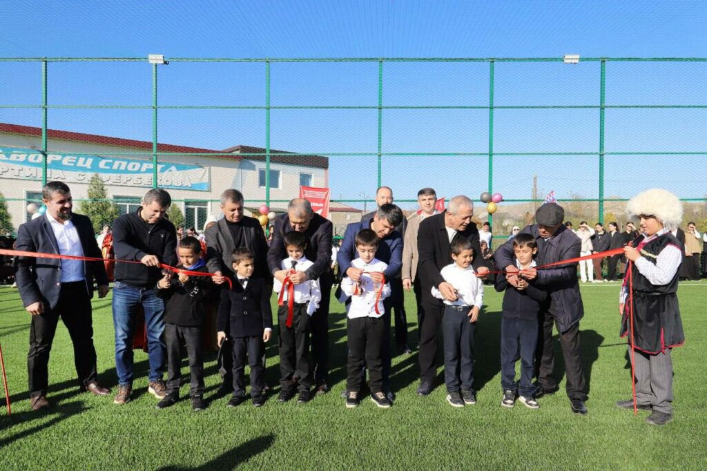 Два спортобъекта открыли в Табасаранском районе