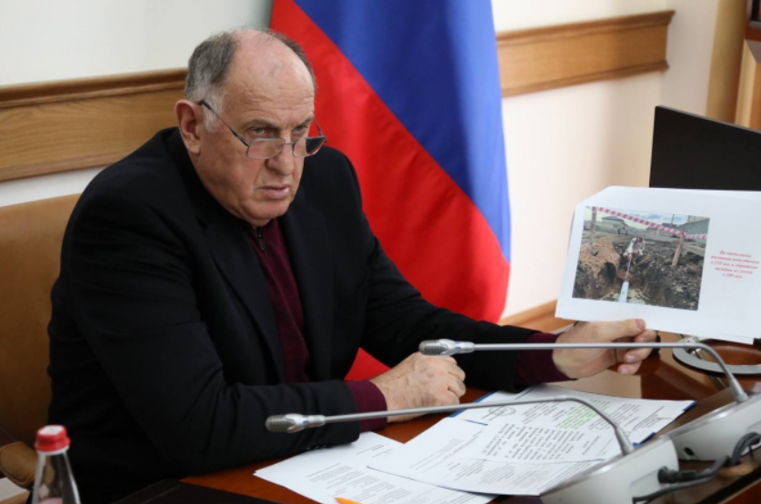 Абдулмуслим Абдулмуслимов встретился с подрядчиком, срывающим сроки строительства системы водоотведения в ДагОгнях