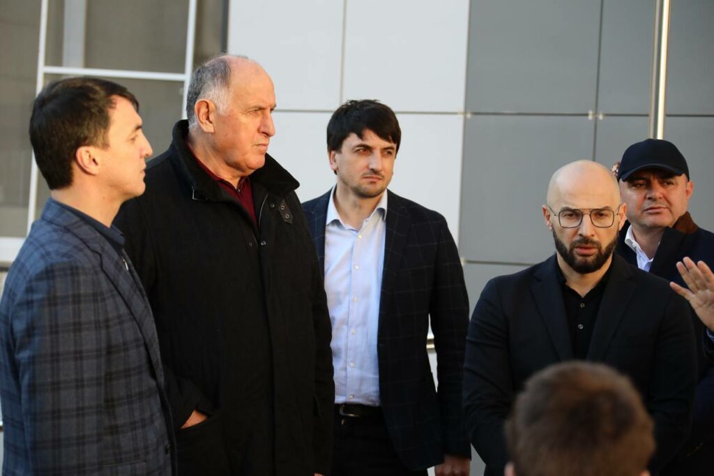 В Махачкале скоро начнут принимать пациентов 2 новые поликлиники