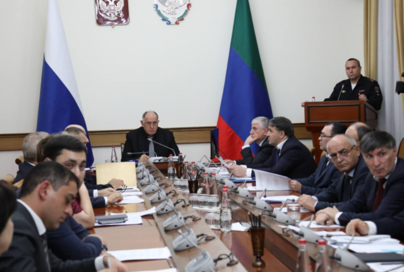 Первое заседание комиссии по безопасности дорожного движения в новом составе прошло в Дагестане