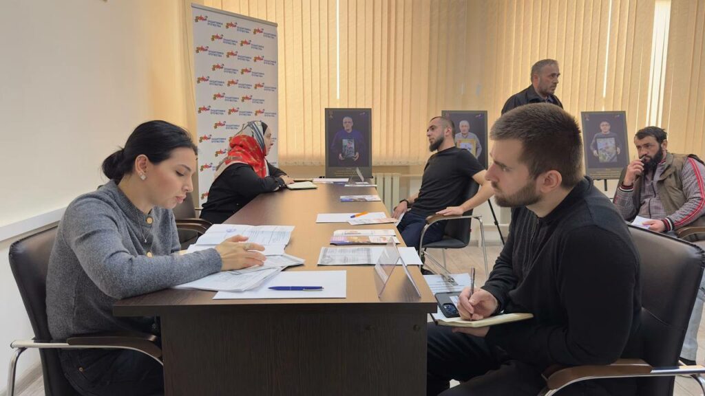 На площадке филиала Госфонда «Защитники Отечества» по РД прошла встреча работодателей с ветеранами СВО