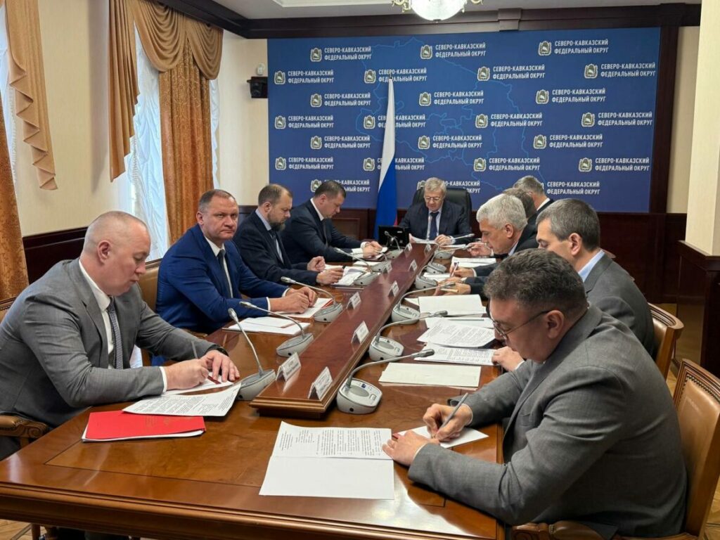 Сергей Меликов принял участие в обсуждении доступа к спортобъектам лиц с ОВЗ