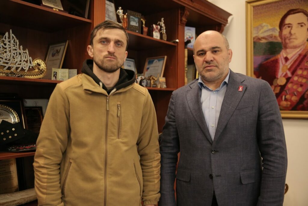 Сразу несколько сотрудников минспорта отправились на службу в зону СВО