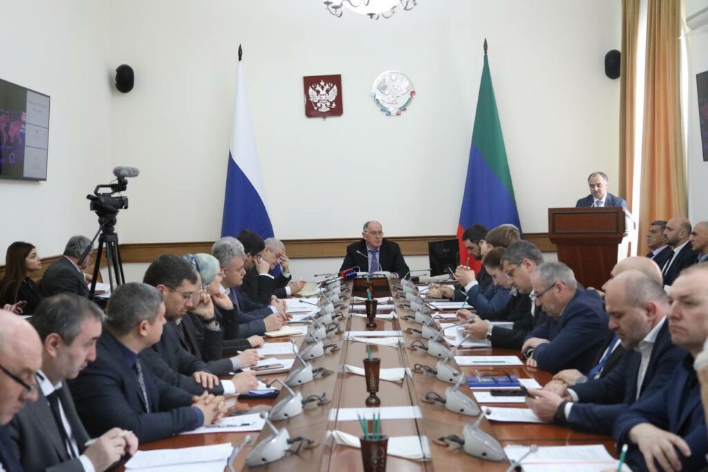 Абдулмуслим Абдулмуслимов открыл заседание Правительственной комиссии РД по защите информации