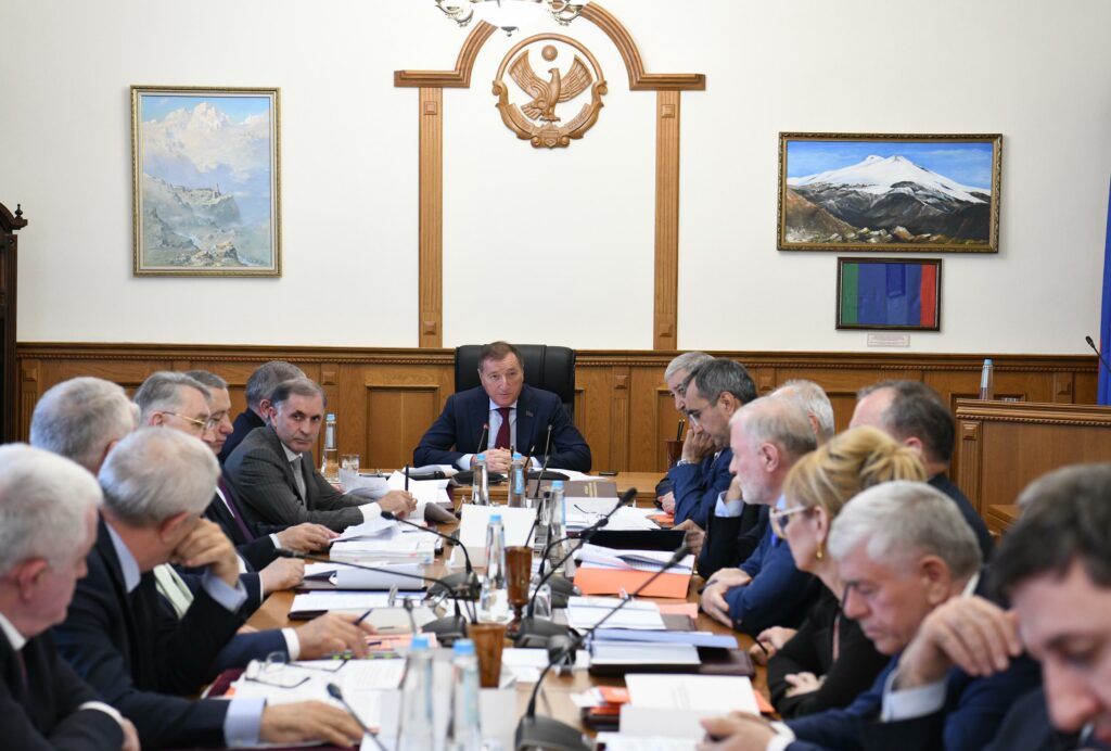 Президиум Народного Собрания Дагестана определился с повесткой