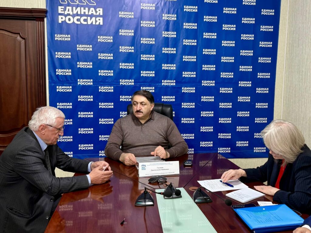 Джамаладин Гасанов: «Считаю главным приоритетом своей деятельности работу с обращениями избирателей и решение их проблем»