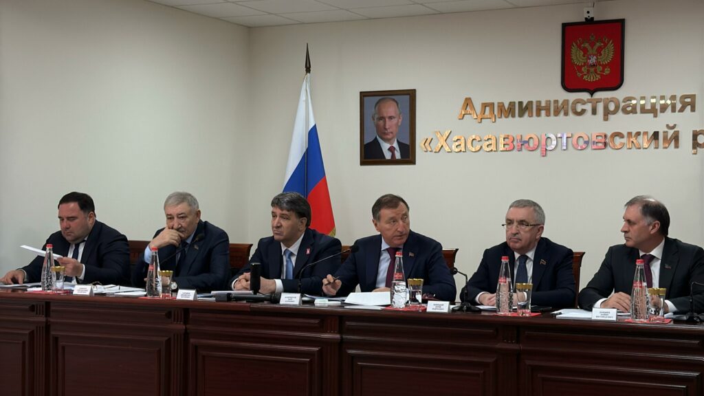 В Хасавюртовском районе состоялось выездное заседание Президиума Народного Собрания РД