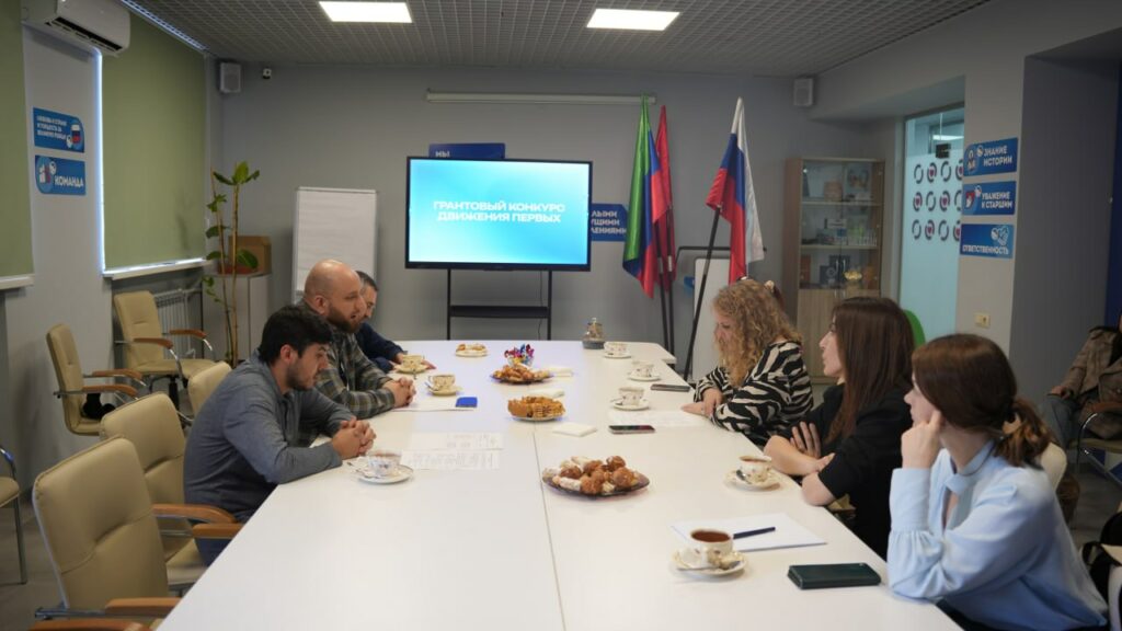 Дагестанские победители Конкурса грантов Движения Первых получили свыше 13 миллионов рублей
