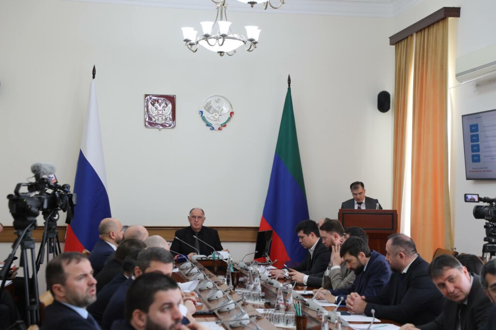 Дагестан ускоряет переход на безналичные расчеты