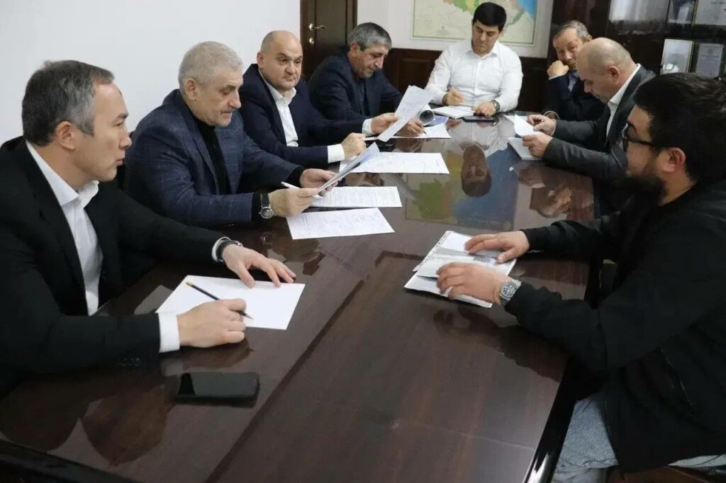 Ризван Газимагомедов обсудил с жителями Ногайского района насущные социальные вопросы