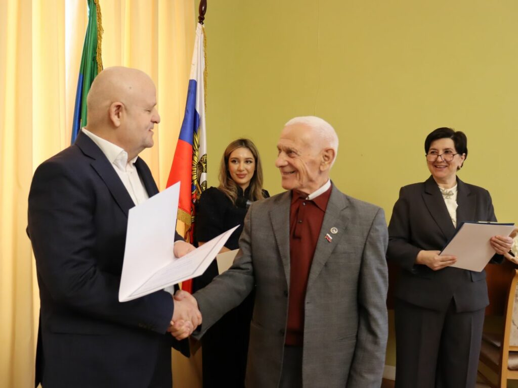 Депутаты Госдумы посетили Национальный музей Дагестана в год его столетия