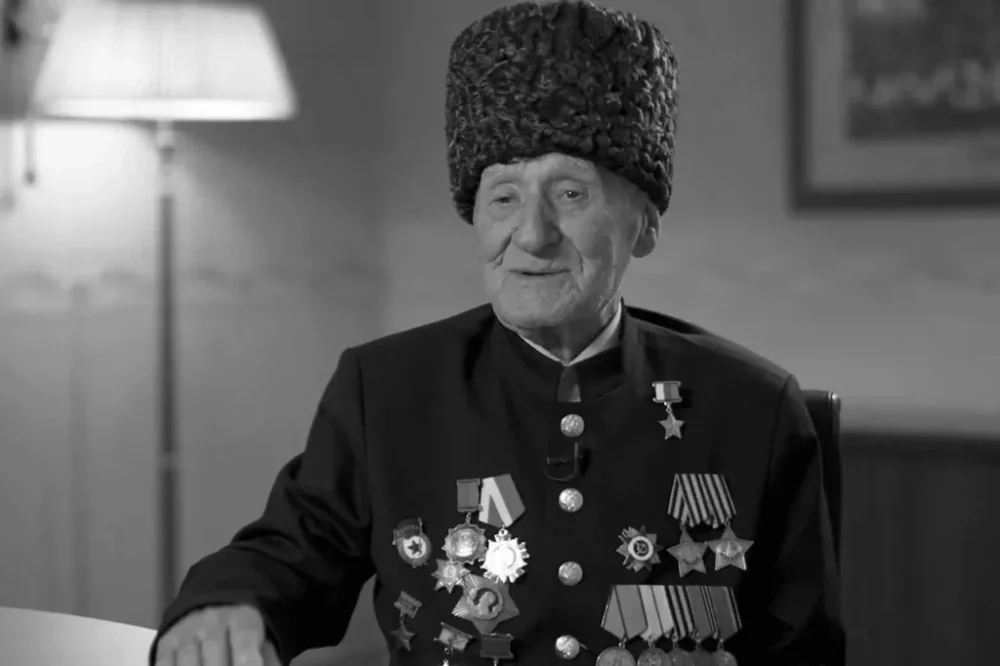 Ушел из жизни Герой России Ибрагим-Паша Садыков - легендарному фронтовику было 102 года