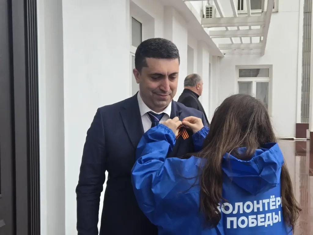 В Дагестане стартовала акция «Георгиевская ленточка» к 81-й годовщине Победы