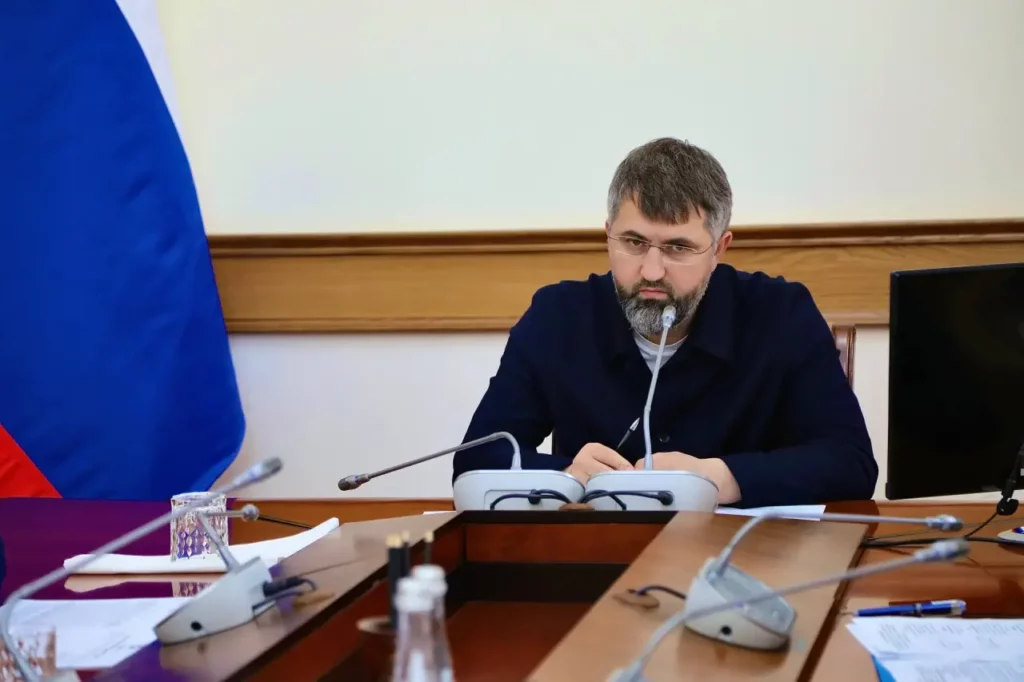 Власти Дагестана обсудили завершение строительства школы в селе Бильбиль-Казмаляр