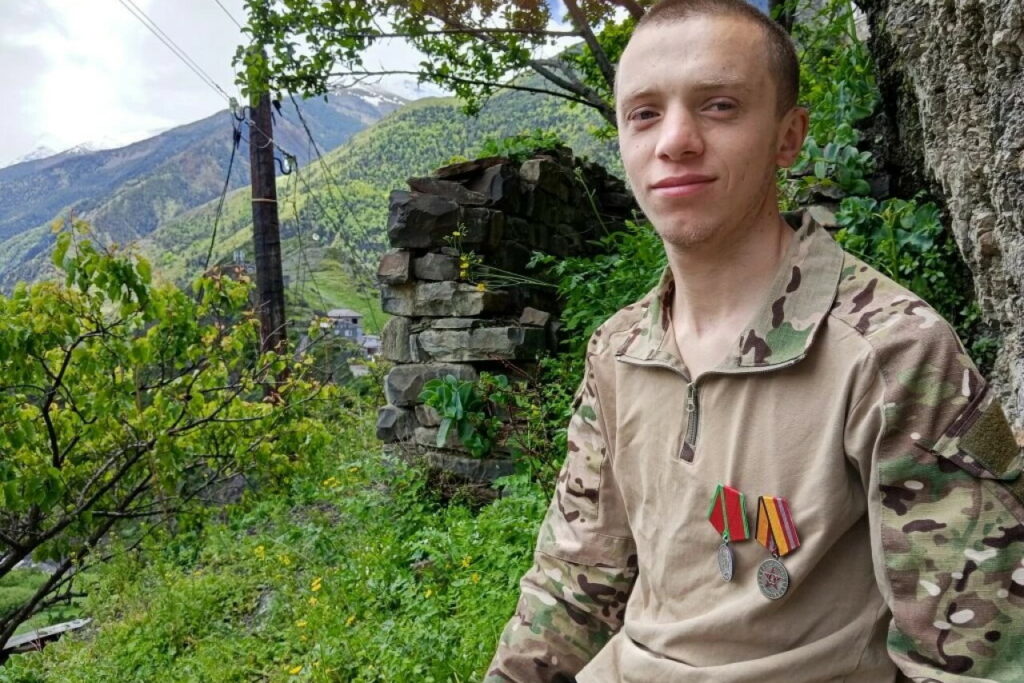 «До конца вместе с товарищами»: история дагестанского бойца с медалью Суворова