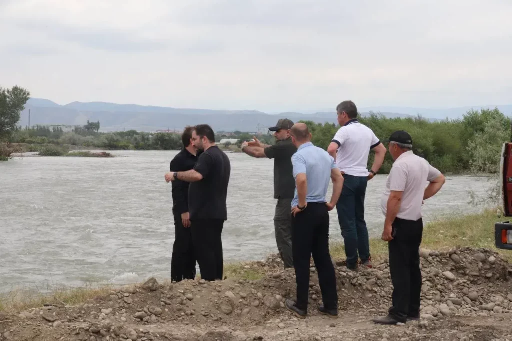Врио главы Минприроды Дагестана оценил паводковую ситуацию на реке Сулак в Кизилюртовском районе